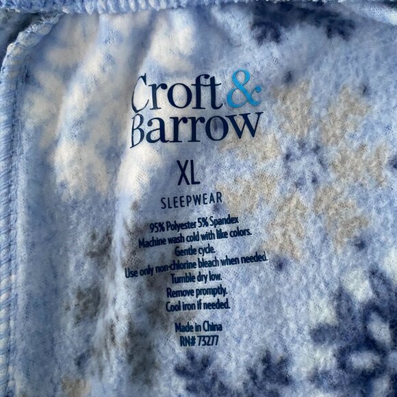 Cozy and Warm Women's Croft & Barrow 2-pc. Micro Fleece Pajama Set - Picture 3 of 5